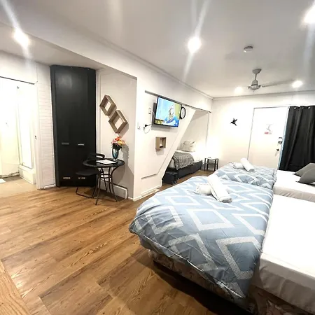 Aqua Blue Motel-2