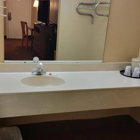 Budget Motel-2