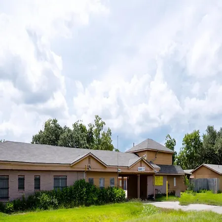 Capital O Parker Motel Clute Jackson Tx 332-3