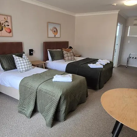 The Molong Motor Inn-3
