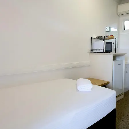 Park Avenue Hotel Motel-2