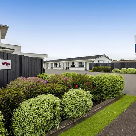 Avon Motel-2