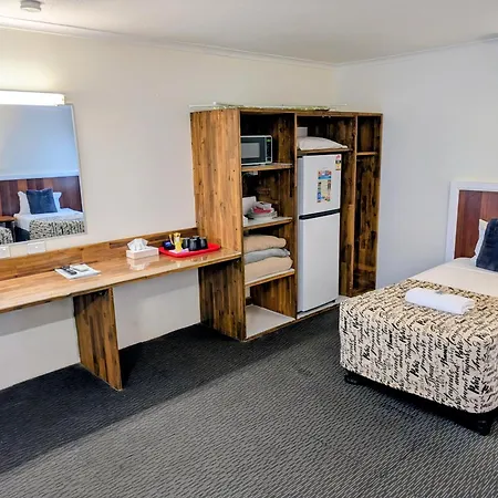Hampton Villa Motel-2