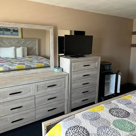 Regal Inn Hampton Beach-2