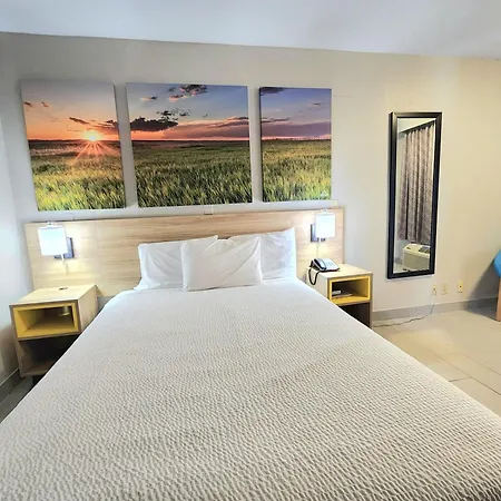 Days Inn By Wyndham Mcallen-2