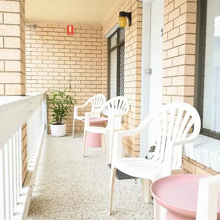 Bay Motel-2