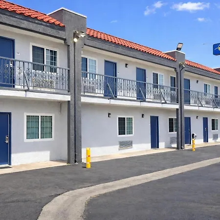 Express Inn & Suites Ontario Airport-3