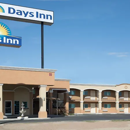 Days Inn By Wyndham El Centro-2