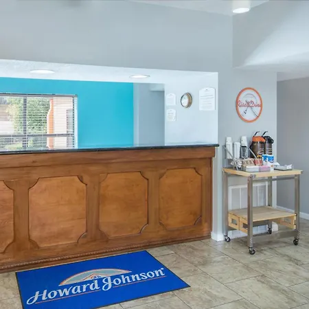 Howard Johnson By Wyndham Vicksburg-2