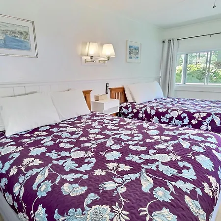Kennebunkport Motor Lodge-3