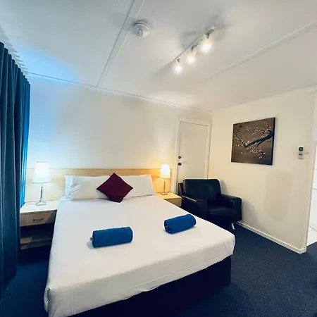 Edinburgh Motor Inn-3