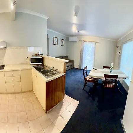 Abbotswood Motor Inn-3