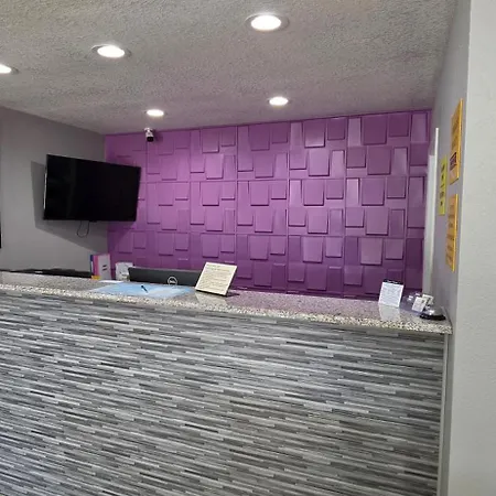 Super 8 By Wyndham Sonora-3