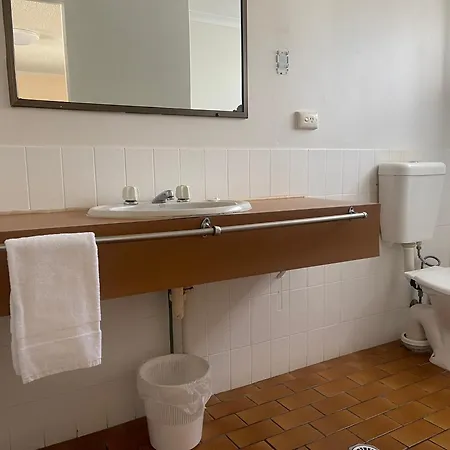 Glenlyon Lodge - Gladstone-3