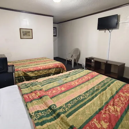 Capri Motel By Oyo Elwood, Wathena-2