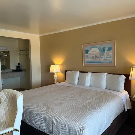 The Aventis Inn-2