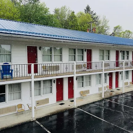 Economy Lodge 682 Main St Sturbridge-3