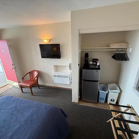 Starfire Motel-3