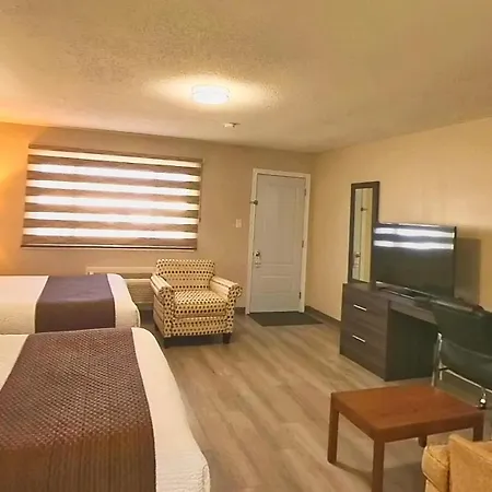Maple Leaf Inn & Suites-2