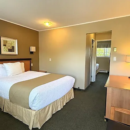 Diplomat Motel-2