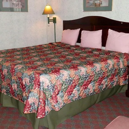 Magnuson Hotel Fowlerville-2