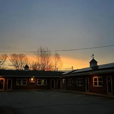 Midway Lodging-3