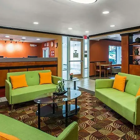Studios & Suites 4 Less Charlotte-2