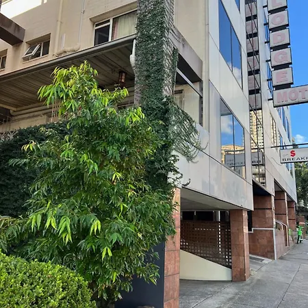 Edgecliff Lodge Motel-3