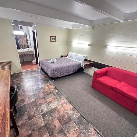 Charles Sturt Motor Inn-3