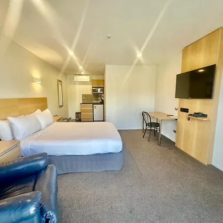 Best Western Ellerslie International Hotel-2