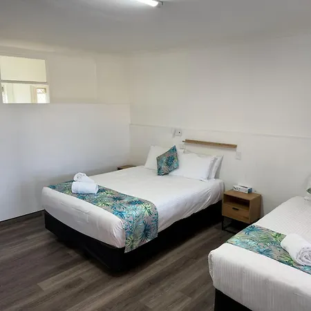 Riviera Motel Bundaberg-2