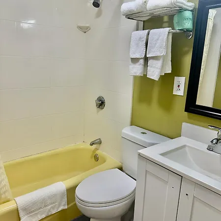 Wickford Motor Inn-2