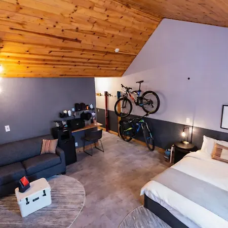 Summit View Inn-2