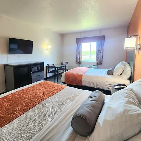 Howard Johnson By Wyndham Galveston-3