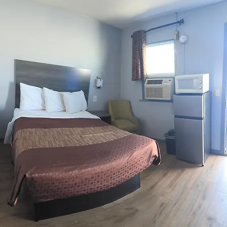 Plaza Motel-2