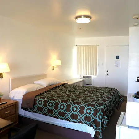 Safari Motor Inn - Joshua Tree-3