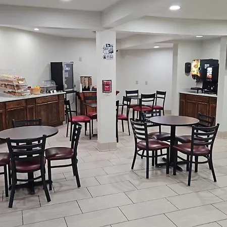 Red Roof Inn & Suites Newport - Middletown, Ri-3