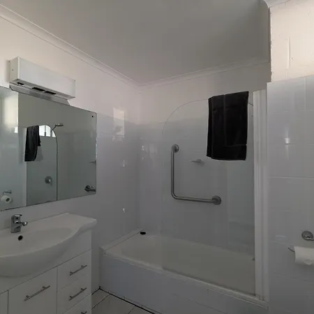 Swansea Motor Inn Tasmania-2