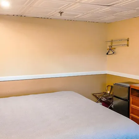 Briarcliff Motel-2