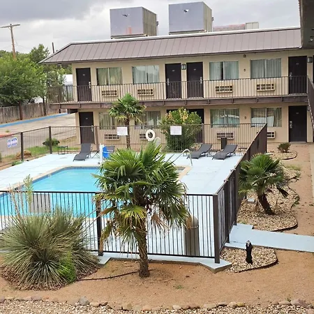 Howard Johnson By Wyndham Odessa Tx-2