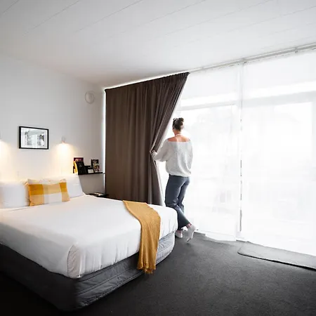 Aura Accommodation-2