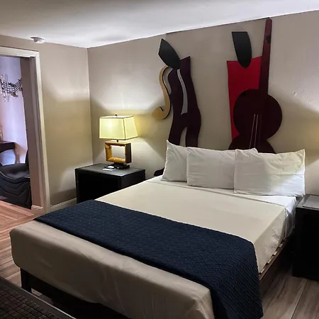 Desert Hills Motel-3