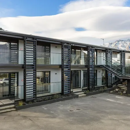 Queenstown Motel Apartments (Adults Only)-2