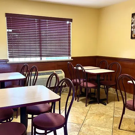 Days Inn By Wyndham Rio Rancho-3