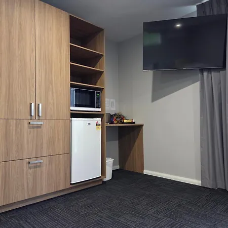 Hive Hotel, Moruya-2