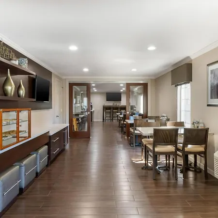Surestay By Best Western Lakeview-3