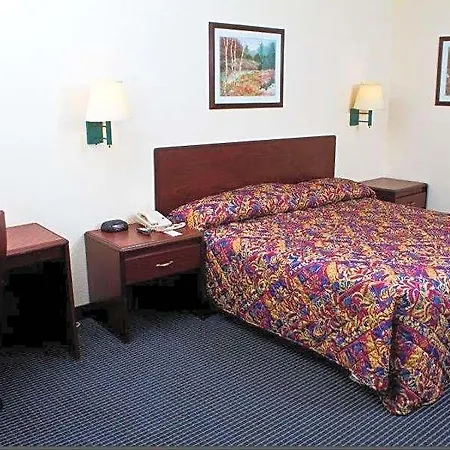 Country Hearth Inn-Union City-3