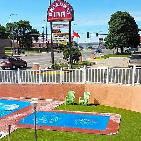Broadway Inn-3