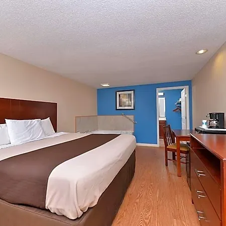 Americas Best Value Inn & Suites St Clairsville Wheeling-3