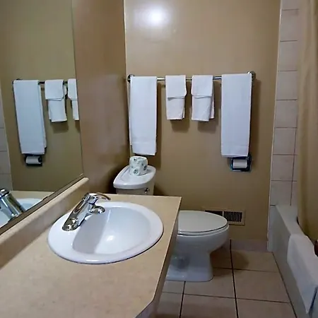Kingsway Inn-3